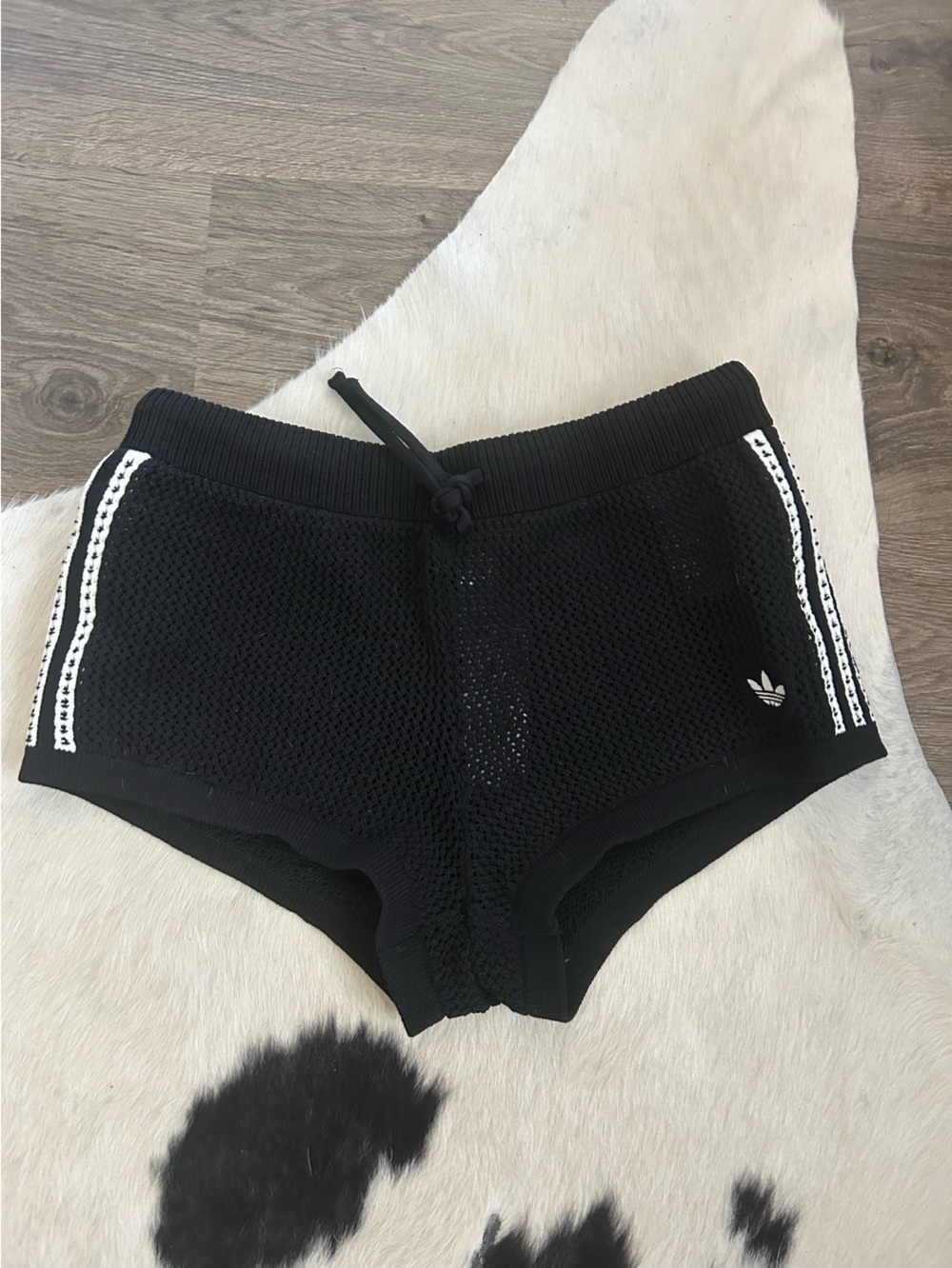 NWT adidas Crochet Short - Picture 2 of 6